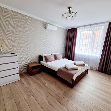 Apartament On Chornovola, 40 Жк "Варварівка" 루치크 외부 사진