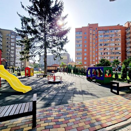 Apartament On Chornovola, 40 Жк "Варварівка" 루치크 외부 사진