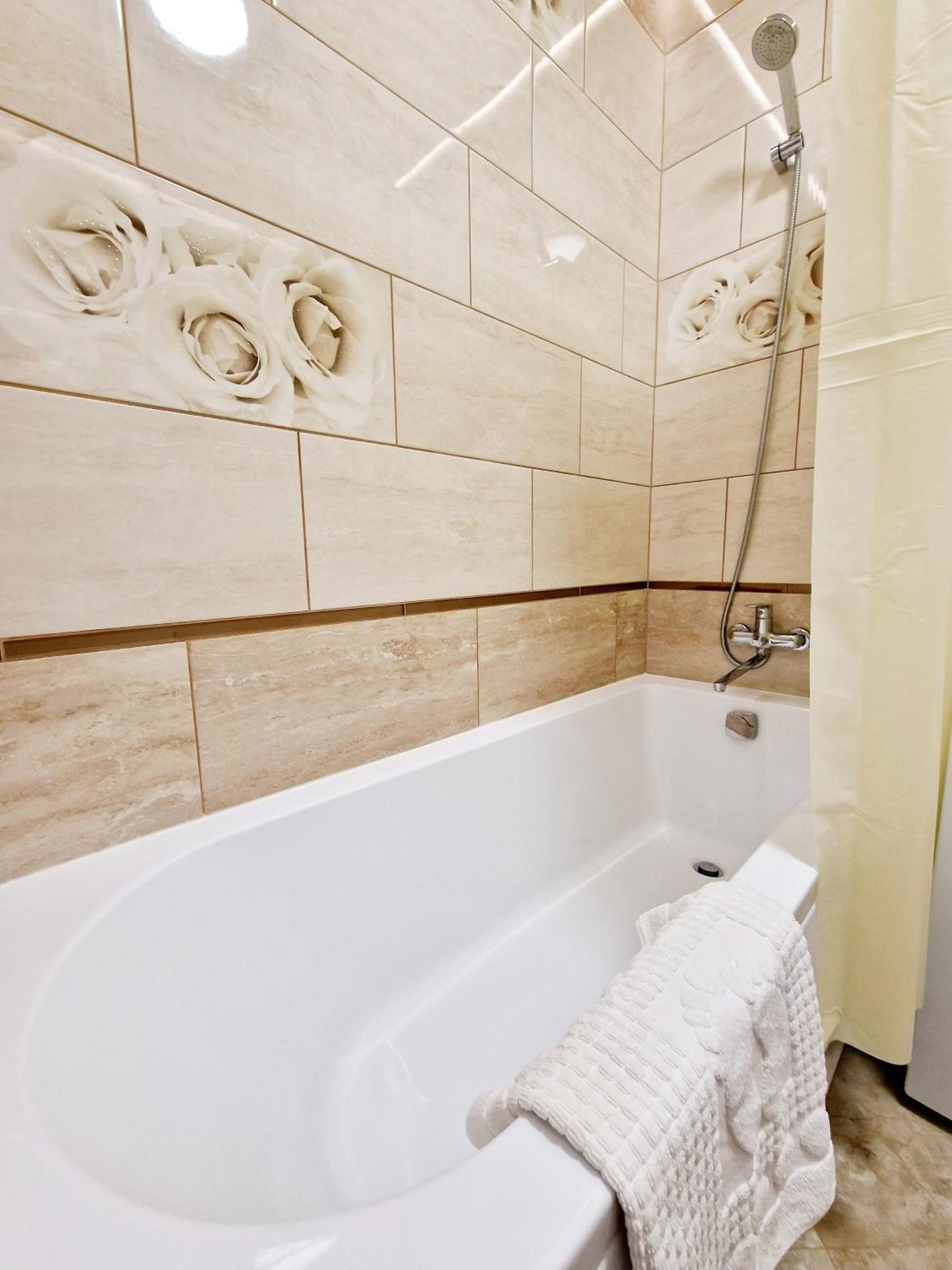 Apartament On Chornovola, 40 Жк "Варварівка" 루치크 외부 사진
